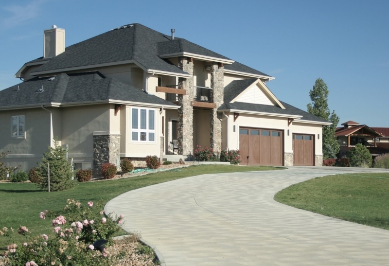 Garáž a garážové brány